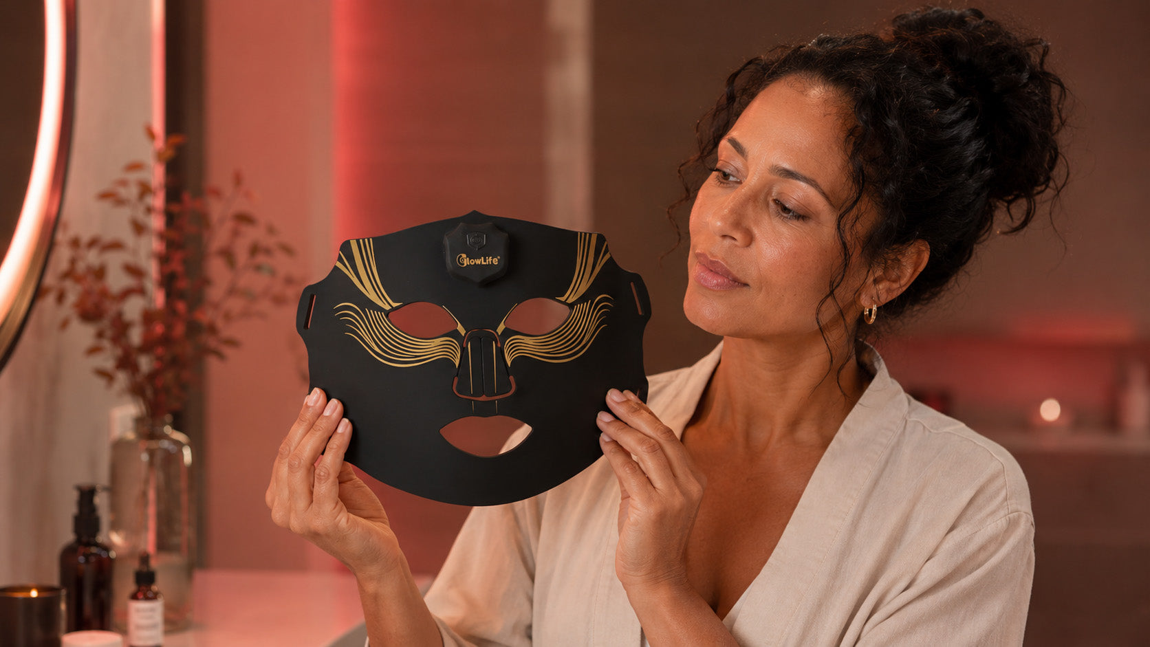 Red Light Therapy Mask Guide: Benefits, Safety & Buying Tips